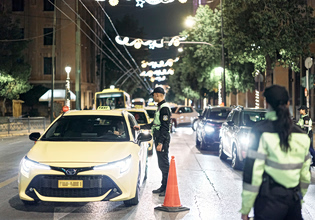 Σοκάρουν τα στοιχεία για τα τροχαία – Μόνιμο φαινόμενο οι παραβάσεις του Κώδικα Οδικής Κυκλοφορίας