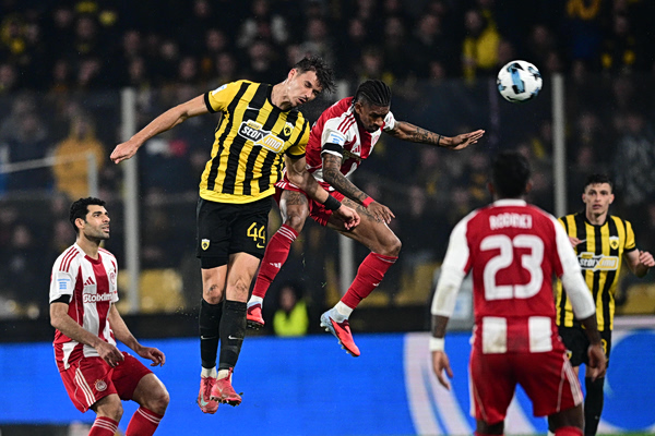 Φινάλε στα play-offs της Super League: Κορυφώνεται η μάχη για τη 2η θέση