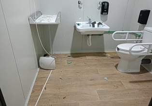 Βανδαλίστηκε μέρι και δημόσια τουαλέτα Ατόμων με Αναπηρία