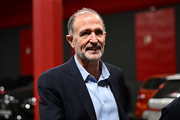 Ο CEO της Euroleague θα συζητήσει με 8 ομάδες για νέο συμβόλαιο