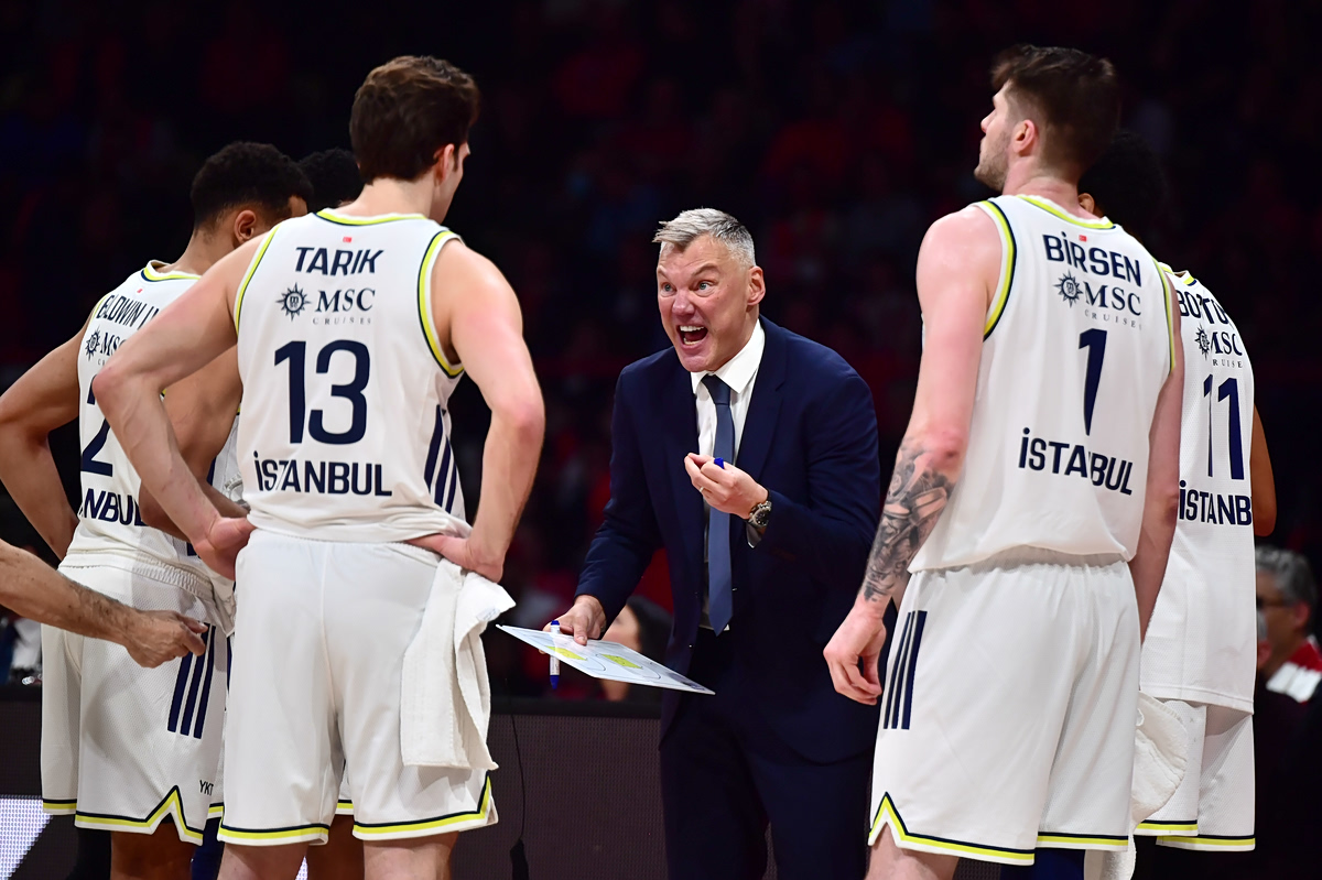 Euroleague: Υπέγραψε νέο 10ετές συμβόλαιο η Φενέρμπαχτσε (pic)