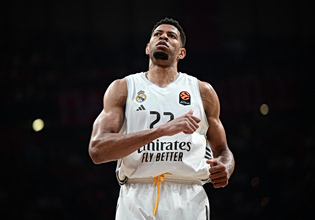 Χωρίς Tαβάρες η Ρεάλ Μαδρίτης στο Final Four, αμφίβολος και ο Άλεξ Λεν