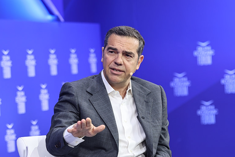 Τσίπρας: Ο Μητσοτάκης εκμεταλλεύτηκε το ψέμα περί ανταλλαγής των συντάξεων με το Μακεδονικό – Η Ιστορία είναι πεισματάρα