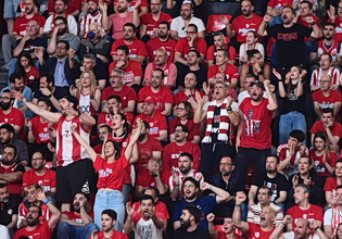 Ολυμπιακός: Εξαντλήθηκαν τα εισιτήρια του πρώτου αγώνα με την ΑΕΚ (pic)