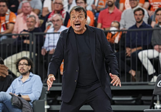 Αταμάν: «Ήταν 10 αστυνομικοί μπροστά από τα αποδυτήριά μας»