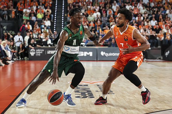 Βαλένθια – Παναθηναϊκός 105-107: Buzzer beater του Χέις Ντέιβις, νέο μπρέικ και 2-0!