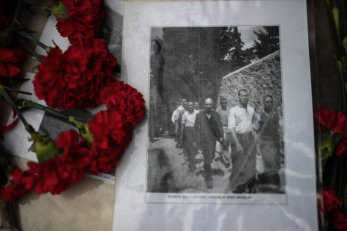 Νέες φωτογραφίες σε δημοπρασίες μετά την Καισαριανή