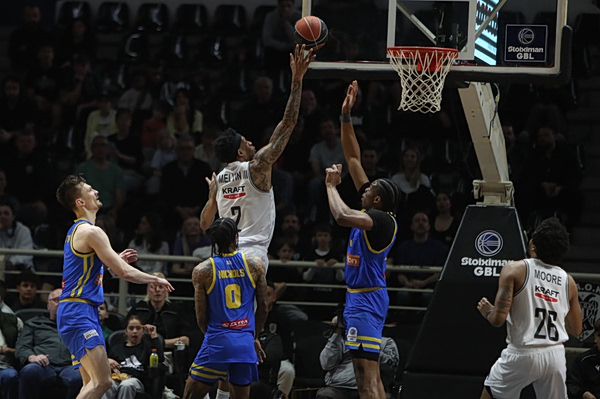 ΠΑΟΚ – Περιστέρι Betsson 91-79: Έκανε το 1-0 ο «δικέφαλος» με σούπερ Μέλβιν (vid)