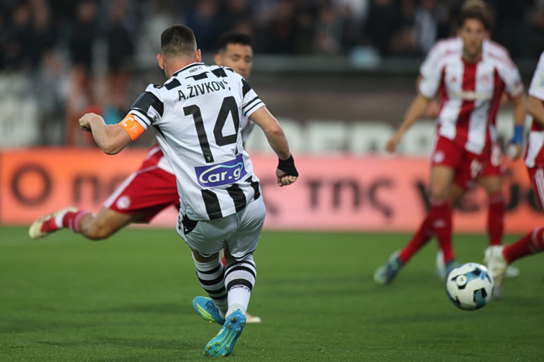 Super League: Ολυμπιακός και ΠΑΟΚ κοντράρονται στο Καραϊσκάκη – Η ΑΕΚ υποδέχεται τον Παναθηναϊκό στη Νέα Φιλαδέλφεια
