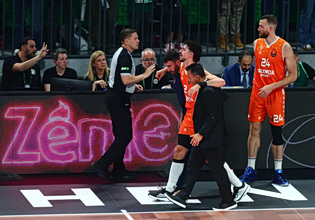 Βαλένθια: Δύσκολα ο Πουέρτο στο Game 4, κυκλοφορεί με πατερίτσες (vid)