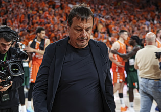 Βαλένθια – Παναθηναϊκός: Το χειροκρότημα του Αταμάν στον Μοντέρο (pic)