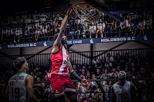 Χολ ενόψει Final Four: «Νιώθουμε καλά, να παίξουμε το μπάσκετ μας»