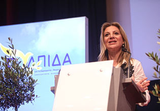 Καρυστιανού: Στόχος η αυτοδυναμία, καμία συνεργασία με συστημικό κόμμα – Πυρά εξαπολύει σε Μητσοτάκη και Τσίπρα