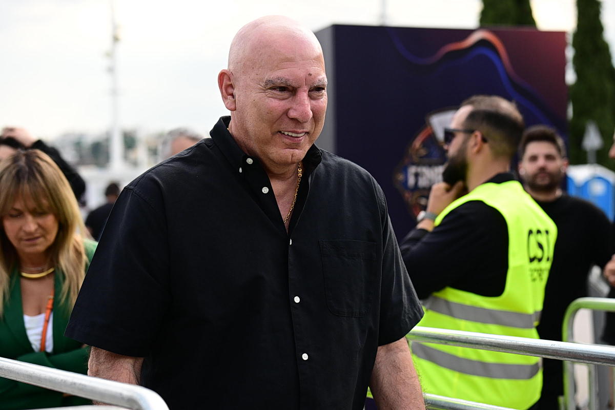 Τα συγχαρητήρια του Νίκου Γκάλη στον Ολυμπιακό: «Κάθε επιτυχία να φέρνει περισσότερα παιδιά στο μπάσκετ» (pic)