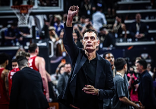 Γιώργος Μπαρτζώκας, η φαντασία στην εξουσία