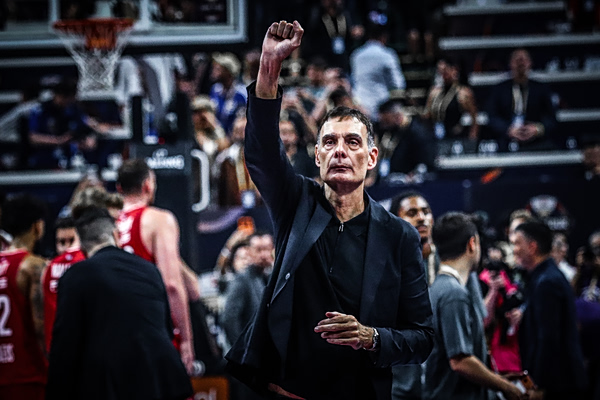 Με δύο άσους στο μανίκι: Πως ο Ολυμπιακός διέλυσε τη Φενέρ και τρόμαξε τους άλλους (vid)