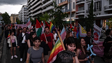 Πολύχρωμη παρέλαση στη Θεσσαλονίκη για το 10ο αυτοοργανωμένο Pride