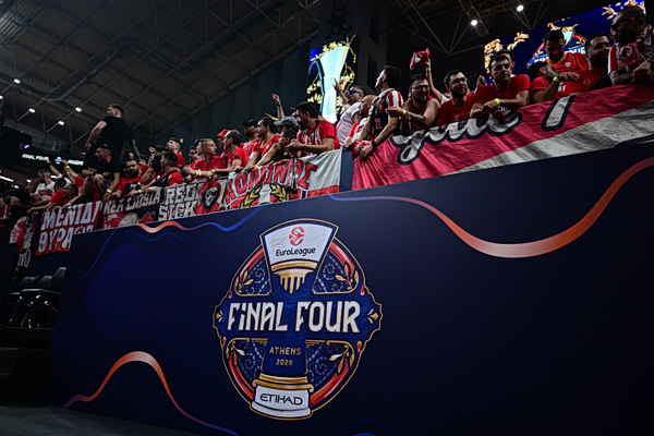 Euroleague: Υπόκλιση στο λαό του Θρύλου από την Marca και την AS – Η «ηρωική» Ρεάλ και ο «θρίαμβος» του Ολυμπιακού