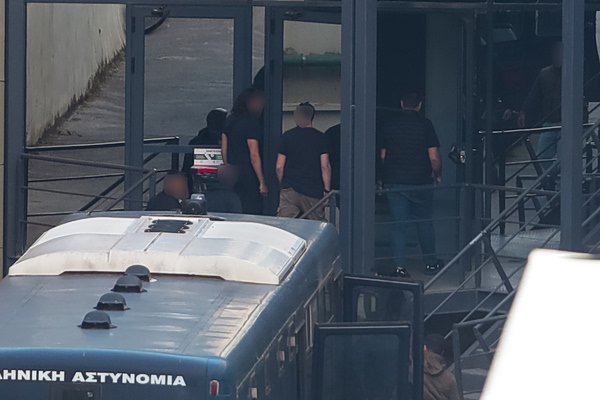 ΟΠΕΚΕΠΕ: Προφυλακίστηκε ένας από τους δύο λογιστές μετά τις νέες απολογίες για τις παράνομες επιδοτήσεις