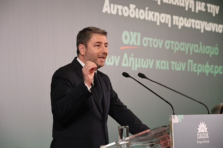 Το μήνυμα Ανδρουλάκη για τις πανελλαδικές: Αισιοδοξία και καλή επιτυχία, τα άλλα τα ξέρετε καλύτερα από εμάς