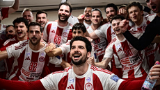 ΑΕΚ – Ολυμπιακός 27-31: Διπλό και πρωτάθλημα για τους Ερυθρόλευκους!