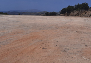 Δήμαρχος Ρόδου: Απομακρύναμε 1.500 τόνους απορριμμάτων και μπάζων από τη Λίνδο και τον Αρχάγγελο
