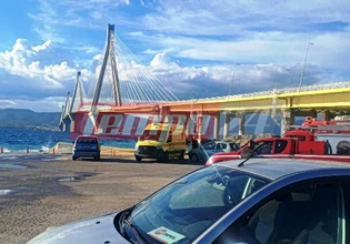 Τραγωδία στην Πάτρα: Άνδρας έπεσε με ΙΧ στη θάλασσα στη δυτική προβλήτα του Ρίου