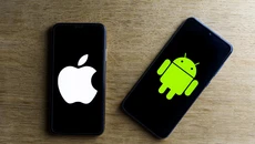 Τι αλλάζει από αύριο για τα smartphones Apple και Android – Η νέα ρύθμιση της ΕΕ που διευκολύνει τους χρήστες