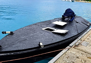 «Περιφερόμενος κίνδυνος ο Μητσοτάκης»: Πυρά κομμάτων στην κυβέρνηση και επικρίσεις για την υπόθεση του drone στη Λευκάδα
