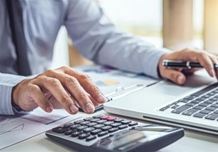 Στο μικροσκόπιο της ΑΑΔΕ οι μηδενικές δηλώσεις ΦΠΑ – Έλεγχοι με βάση τα δεδομένα στην πλατφόρμα myDATA