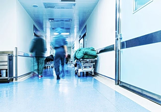 Θεσσαλονίκη: Νοσηλευτής καταγγέλθηκε για βία σε ανήλικο στη διάρκεια εξέτασης και συνελήφθη