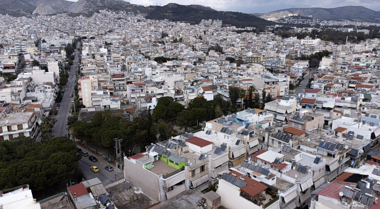 Σταθερό το ενδιαφέρον ξένων επενδυτών για ακίνητα στην Αττική – Τι αναζητούν
