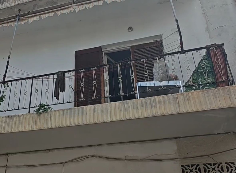 Άγιοι Ανάργυροι: Τι λέει η μητέρα των τριών παιδιών που ζούσαν σε άθλιες συνθήκες