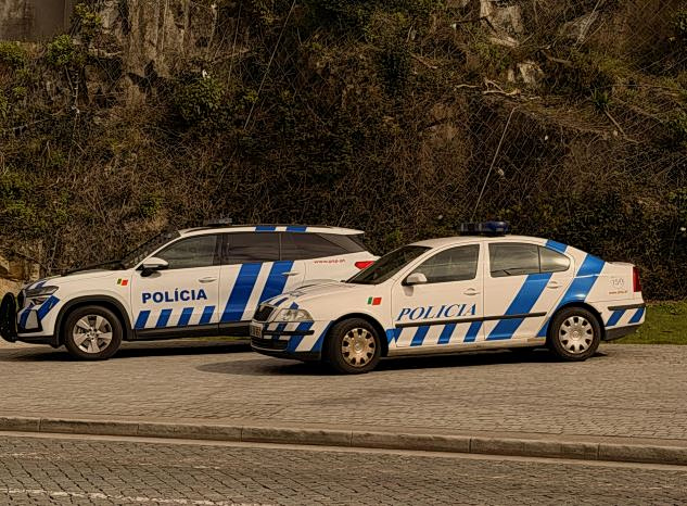 Πορτογαλία: Δύο παιδιά 3 και 5 ετών από τη Γαλλία βρέθηκαν μόνα τους σε αυτοκινητόδρομο – «Ήταν φοβισμένα»