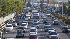 Κίνηση: Μποτιλιαρισμένος ο Κηφισός, καθυστερήσεις στην Αττική Οδό