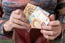 Οι αλλαγές που έρχονται στις συντάξεις χηρείας
