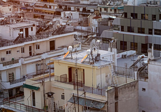 Τι αλλάζει στις σχέσεις των συνιδιοκτητών σε πολυκατοικίες και Airbnb