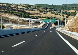 Ιόνια Οδός: Κλείνει λωρίδα έως τον Σεπτέμβριο στο ρεύμα προς Αντίρριο – Πώς θα διεξάγεται η κυκλοφορία