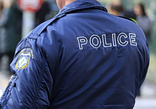 Καβάλα: Αστυνομικός αυτοπυροβολήθηκε μέσα στο AT