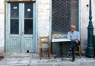 Τα συλλυπητήρια της ΕΣΗΕΑ για τον θάνατο του δημοσιογράφου και συγγραφέα Δημήτρη Γκιώνη