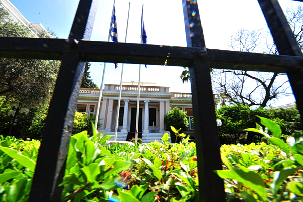 Το φάντασμα των ευρωεκλογών πάνω από το Μαξίμου