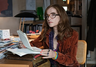 «Parallel Tales» – Η Ιζαμπέλ Ιπέρ γράφει μια κρυφή, σεξουαλική φαντασίωση για τον Βενσάν Κασέλ