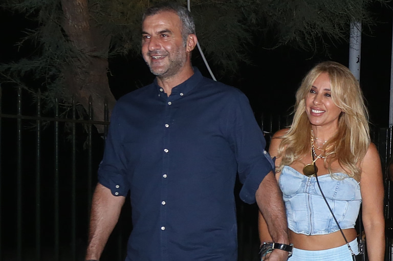 Γωγώ Μαστροκώστα: Νοσηλεύεται σε σοβαρή κατάσταση