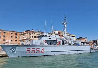 Δύο ιταλικά ναρκαλιευτικά απέπλευσαν από τη Σικελία για να συμβάλουν στον καθαρισμό των Στενών του Ορμούζ