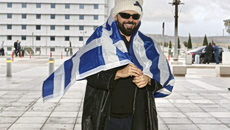 Akylas: Σήμερα η πρόβα στη Βιέννη – Οι ευχές της αδερφής του