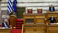 «Το σύστημα δολοφονίας χαρακτήρων του Μαξίμου» έπιασε δουλειά – Πόλεμος ΠΑΣΟΚ και ΝΔ