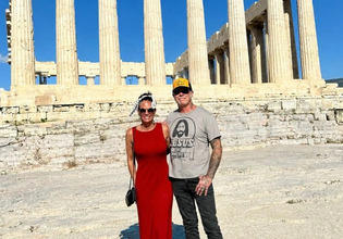 Metallica: Ο ροκ τουρίστας Τζέιμς Χέτφιλντ μετά το ιστορικό live στο ΟΑΚΑ – «Ελλάδα, εκπληκτική, νοστιμότατη»