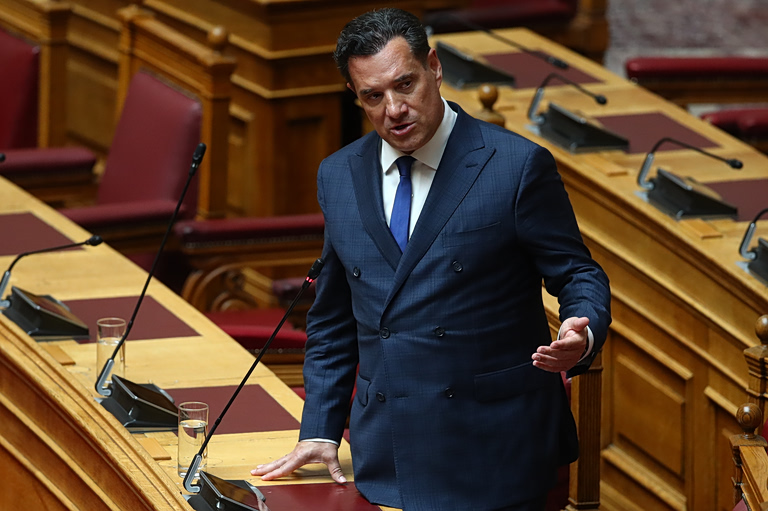 «Διμέτωπος» λάσπης από τον «λαγό» Γεωργιάδη σε Τσίπρα και Ανδρουλάκη