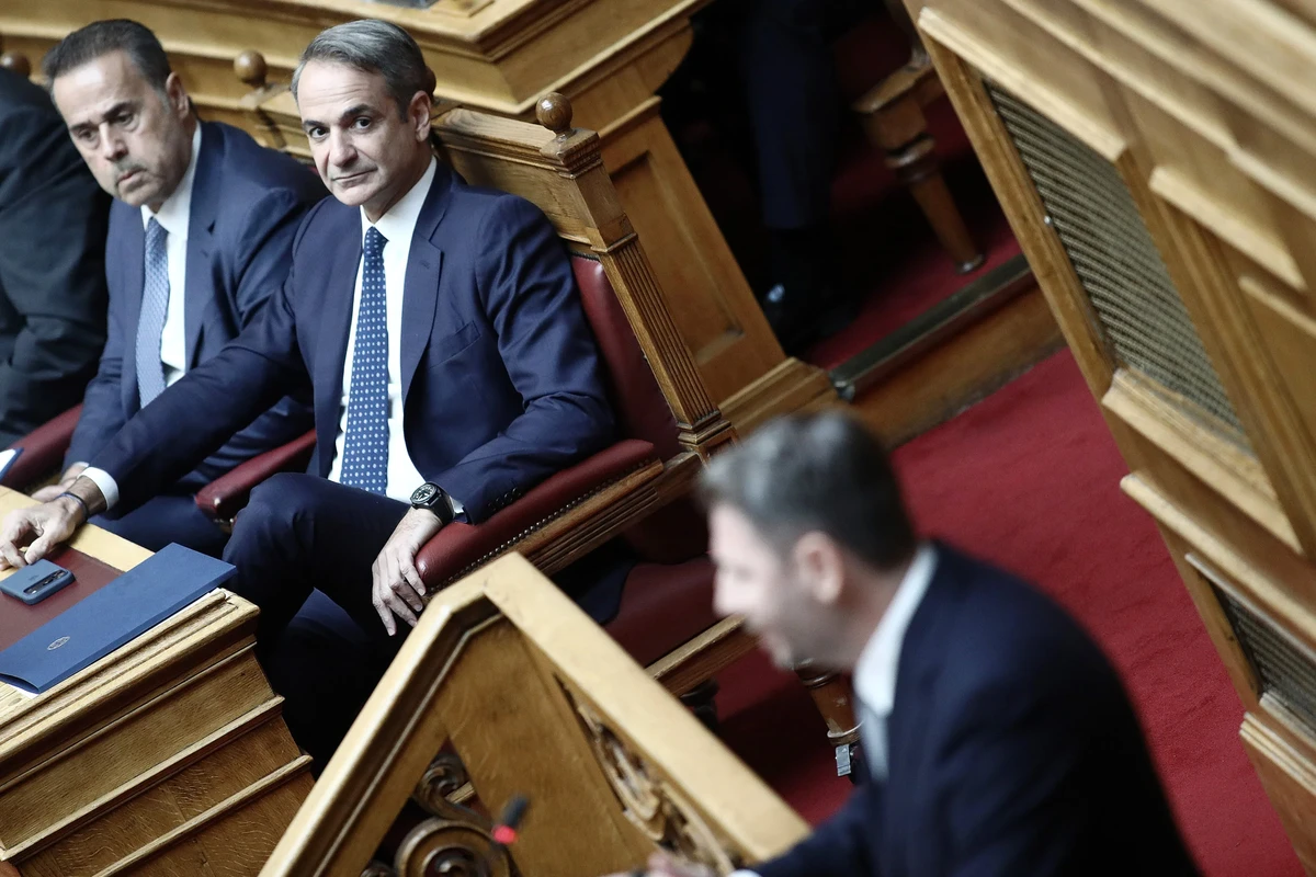 «Ως εδώ» λέει η αντιπολίτευση για τις υποκλοπές: Στα άκρα η κόντρα του ΠΑΣΟΚ με την κυβέρνηση – Προς νέα θεσμική εκτροπή για την εξεταστική