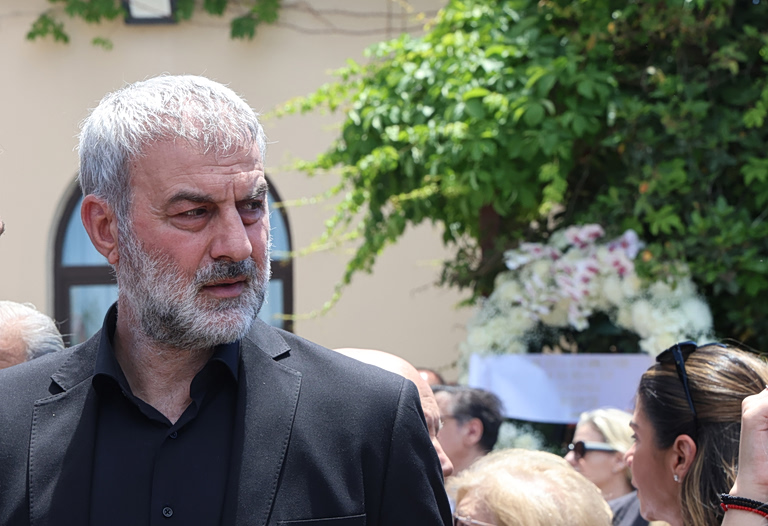 Γωγώ Μαστροκώστα: Το συγκλονιστικό μήνυμα του Τραϊνού Δέλλα για την επέτειο του γάμου τους